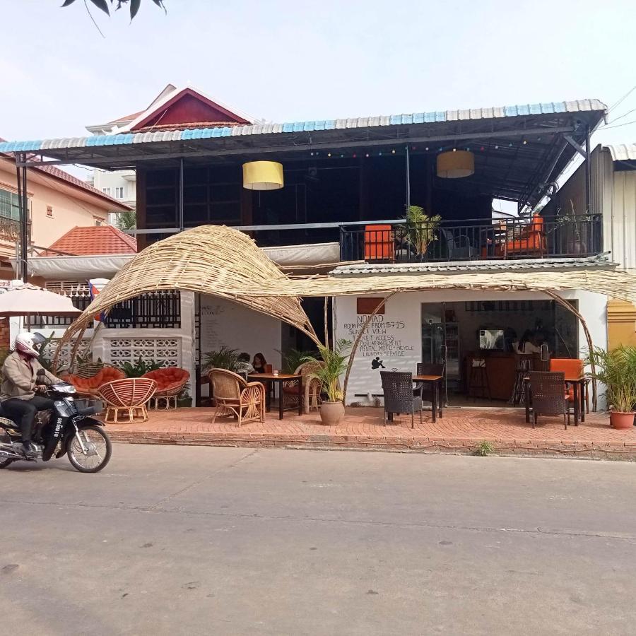 Nomad Guesthouse Kratié Exterior foto